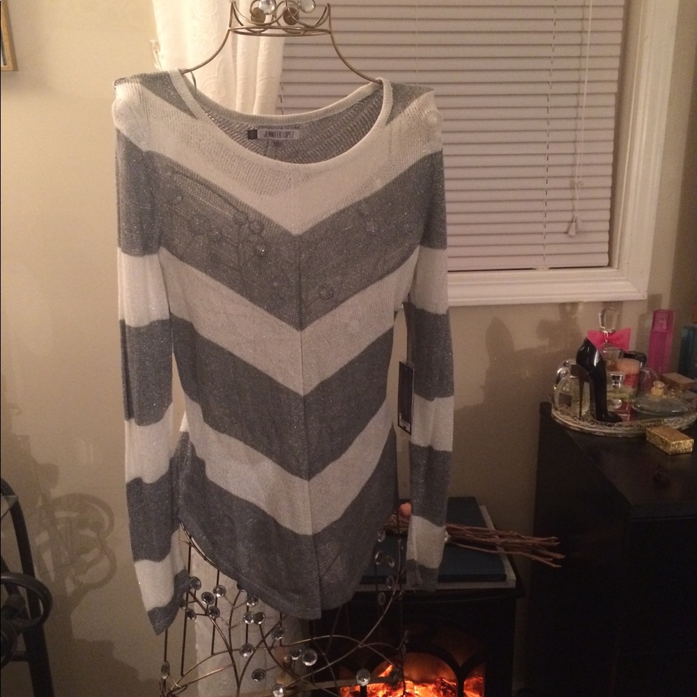 Jennifer Lopez Chevron sweater